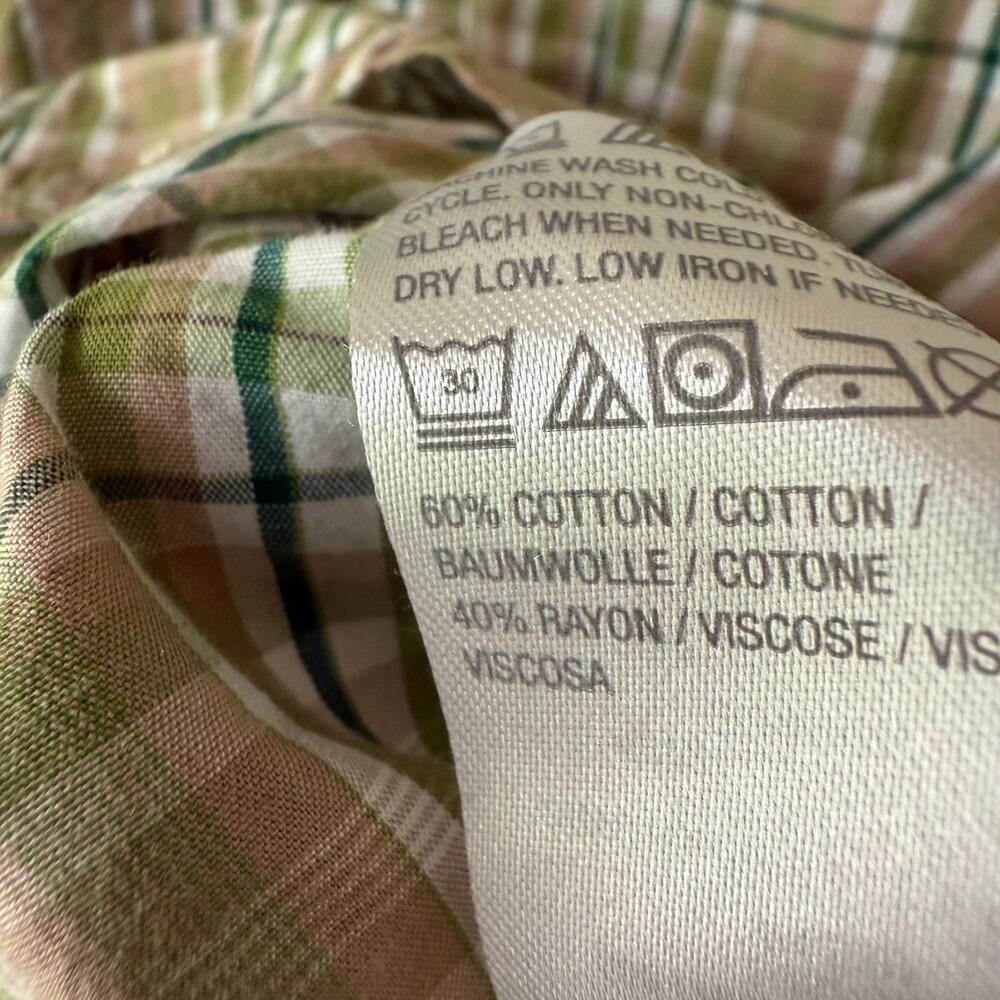 Susan Graver Oversized green plaid shirt size 3X/P Green White front pocket - Picture 7 of 10